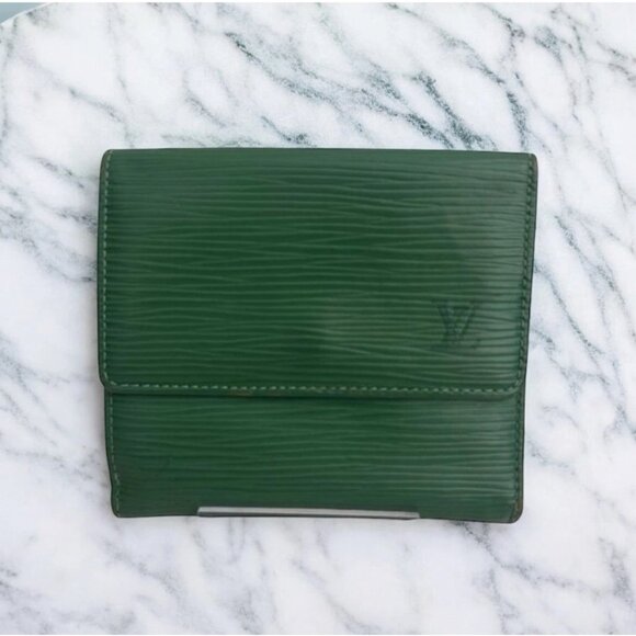 LOUIS VUITTON Epi Leather Green Snap Closure Wallet - Picture 1 of 9